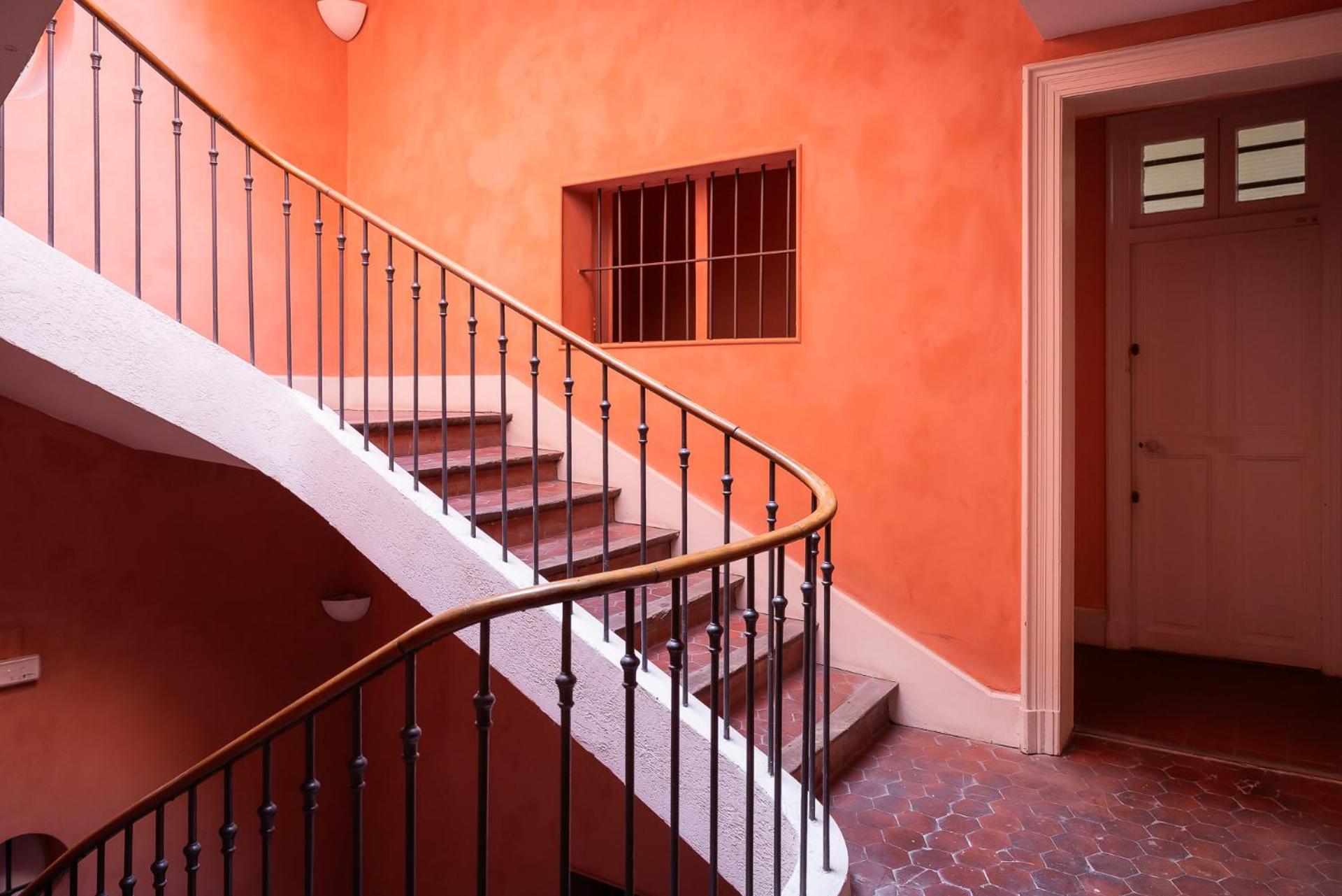 Appartement Intra-muros, Vue Palais Des Papes Avignon