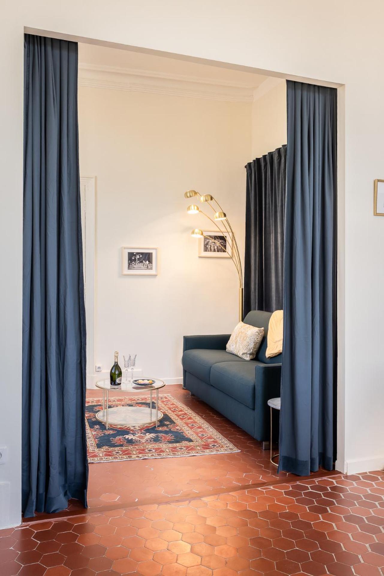 Intra-muros, Vue Palais Des Papes Appartement Avignon