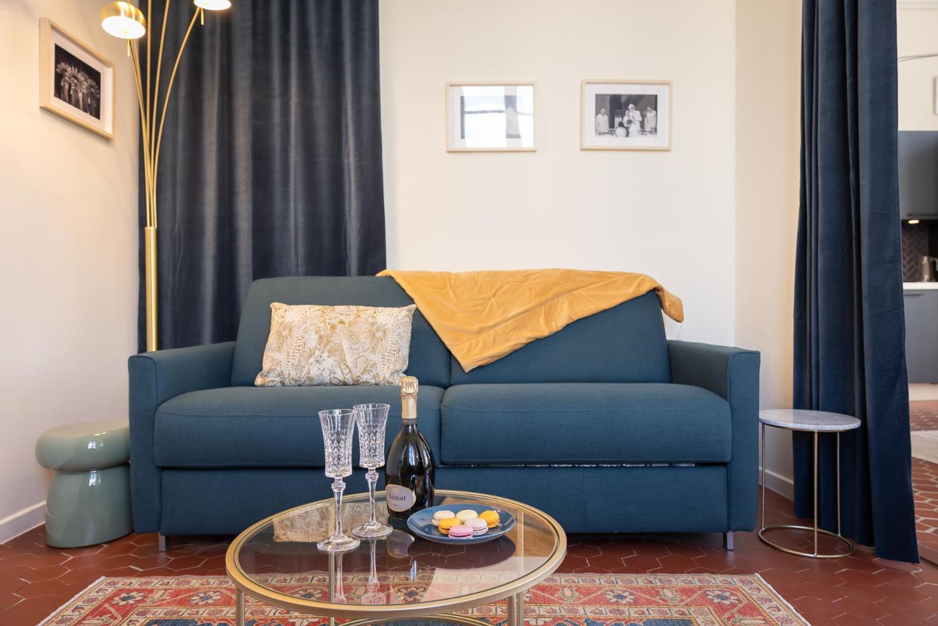 Apartment Intra-muros, Vue Palais Des Papes